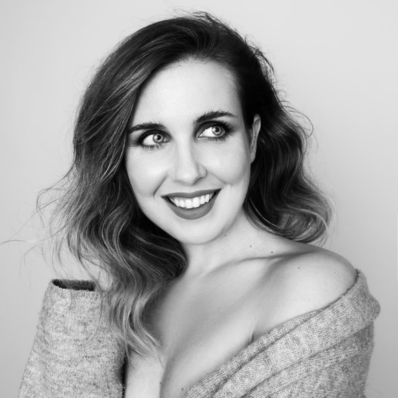 Meet your Posher, Kate - Picture 1 of 1